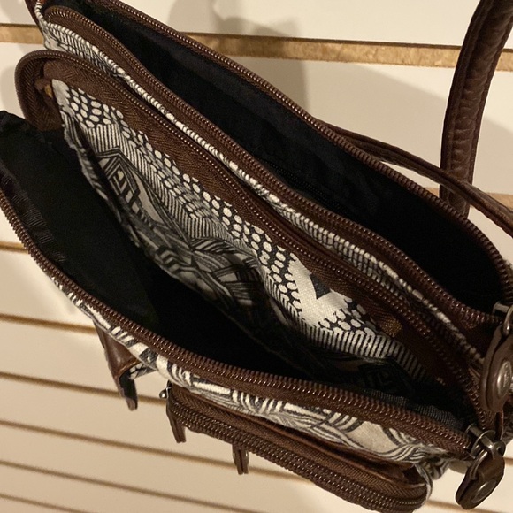 Roxy Purse - Picture 4 of 4